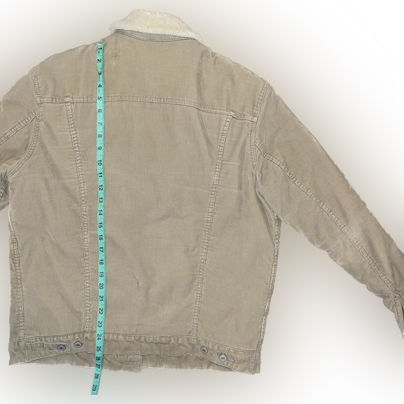 Vintage Levi’s Men’s Sherpa trucker jacket - Picture 9 of 13